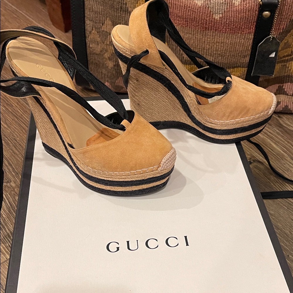 Gucci Tan and Black Espadrille Wedges - Picture 12 of 12